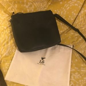 Lo & Sons - The Pearl Crossbody Bag Saffiano Black